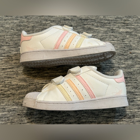 adidas Other - Adidas Toddler Girls Sneakers Size 10